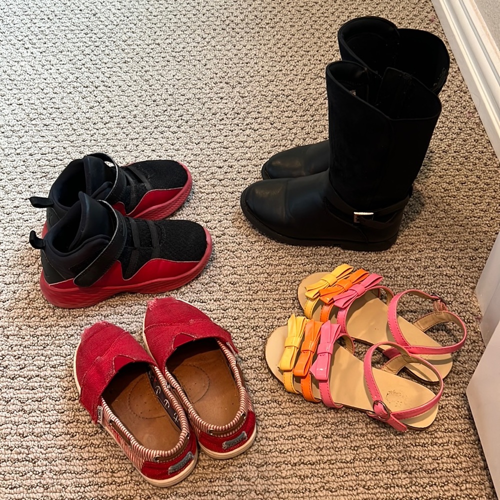 Size 10 toddler shoes/sandals